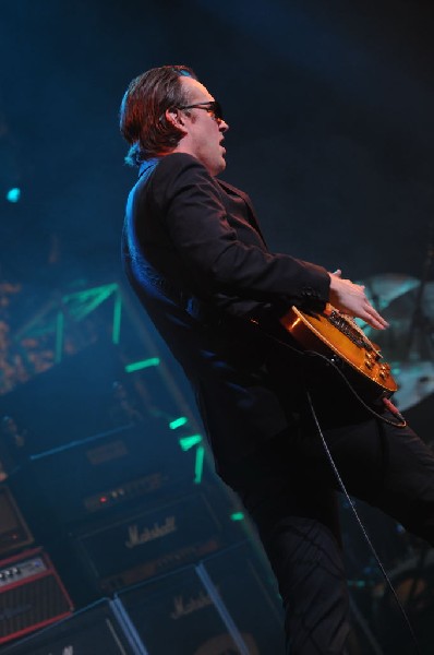 Joe Bonamossa at ACL Live at the Moody Theater, Austin, Texas 12/02/11 - ph