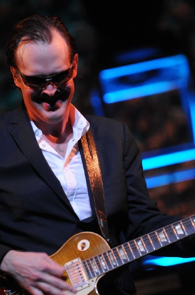 Joe Bonamossa at ACL Live at the Moody Theater, Austin, Texas 12/02/11 - ph