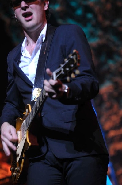 Joe Bonamossa at ACL Live at the Moody Theater, Austin, Texas 12/02/11 - ph