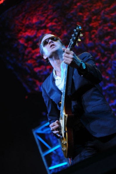 Joe Bonamossa at ACL Live at the Moody Theater, Austin, Texas 12/02/11 - ph