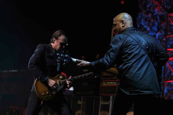 Joe Bonamossa at ACL Live at the Moody Theater, Austin, Texas 12/02/11 - ph