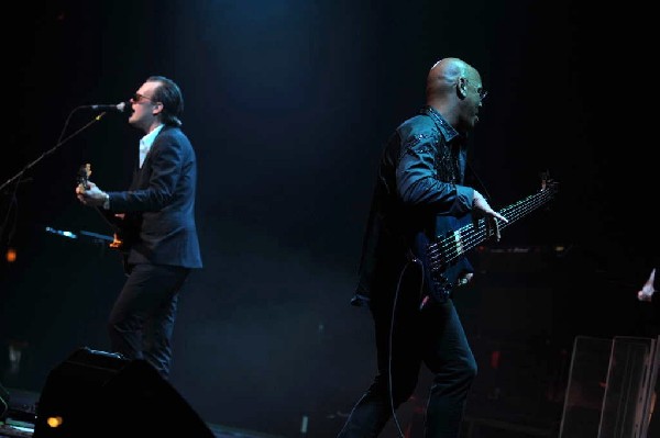 Joe Bonamossa at ACL Live at the Moody Theater, Austin, Texas 12/02/11 - ph