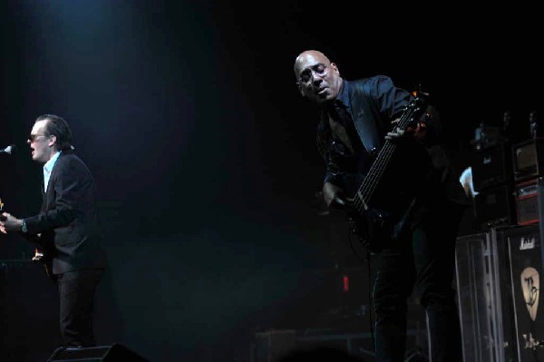 Joe Bonamossa at ACL Live at the Moody Theater, Austin, Texas 12/02/11 - ph