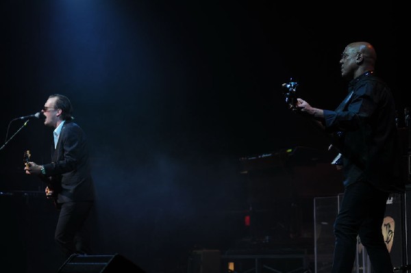 Joe Bonamossa at ACL Live at the Moody Theater, Austin, Texas 12/02/11 - ph