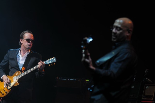 Joe Bonamossa at ACL Live at the Moody Theater, Austin, Texas 12/02/11 - ph