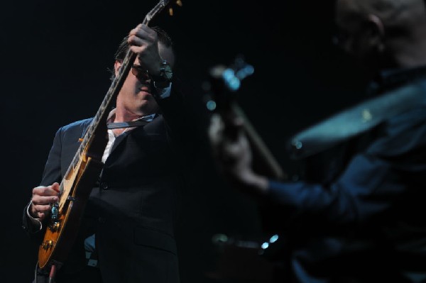 Joe Bonamossa at ACL Live at the Moody Theater, Austin, Texas 12/02/11 - ph