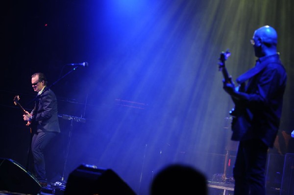 Joe Bonamossa at ACL Live at the Moody Theater, Austin, Texas 12/02/11 - ph