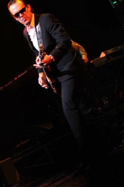 Joe Bonamossa at ACL Live at the Moody Theater, Austin, Texas 12/02/11 - ph