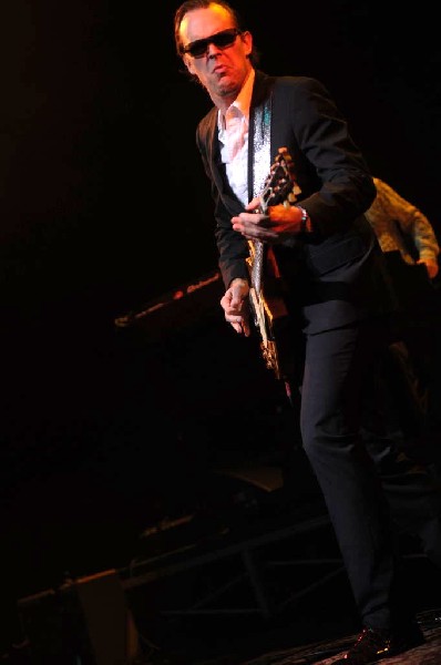 Joe Bonamossa at ACL Live at the Moody Theater, Austin, Texas 12/02/11 - ph