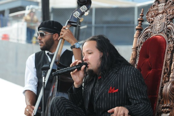 Jonathan Davis at Ozzfest 2008, Pizza Hut Park, Frisco, Texas
