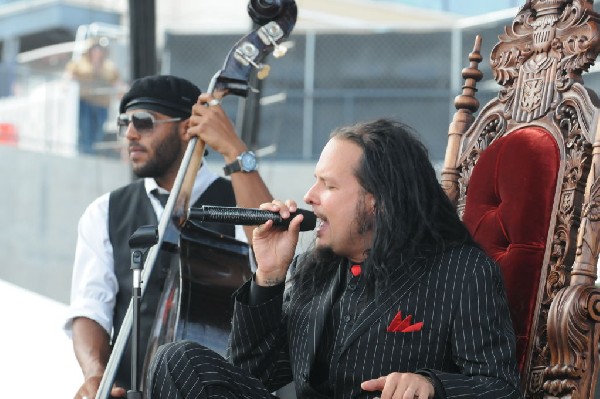 Jonathan Davis at Ozzfest 2008, Pizza Hut Park, Frisco, Texas