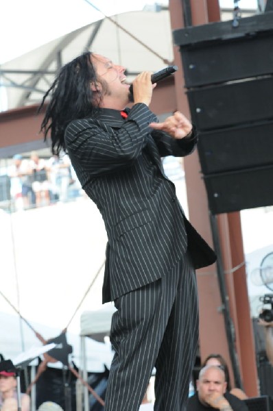 Jonathan Davis at Ozzfest 2008, Pizza Hut Park, Frisco, Texas