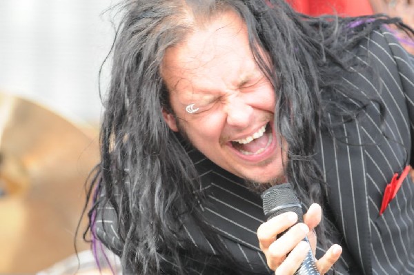Jonathan Davis at Ozzfest 2008, Pizza Hut Park, Frisco, Texas
