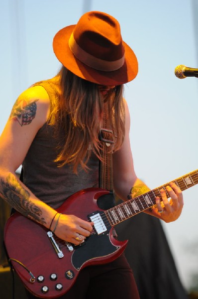 Jonathan Tyler & Northern Lights at The Backyard, Austin Texas (Bee Cav