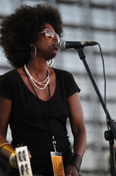 Jonathan Tyler & Northern Lights at The Backyard, Austin Texas (Bee Cav