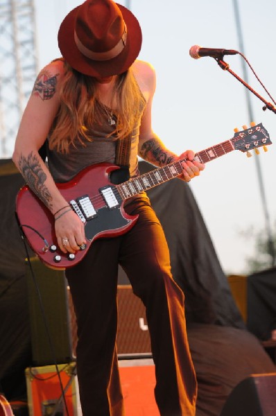 Jonathan Tyler & Northern Lights at The Backyard, Austin Texas (Bee Cav