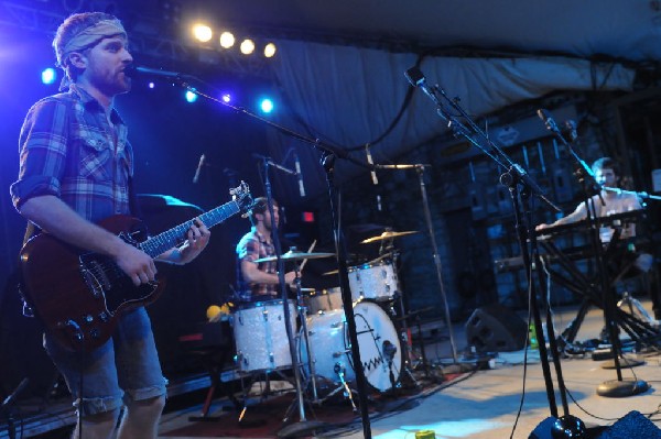 Jukebox The Ghost at Stubb's BarBQ, Austin, Texas April 7, 2011 - photo by