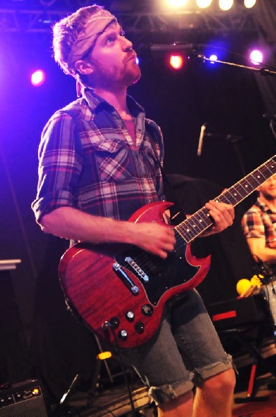 Jukebox The Ghost at Stubb's BarBQ, Austin, Texas April 7, 2011 - photo by