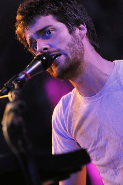 Jukebox The Ghost at Stubb's BarBQ, Austin, Texas April 7, 2011 - photo by
