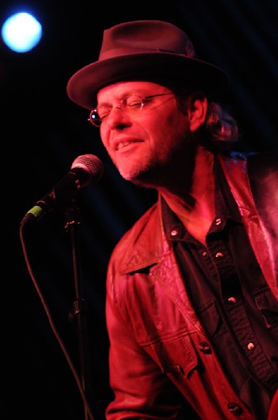 Kelly Willis at the Help Austin Help Haiti Benefit, Austin Music Hall