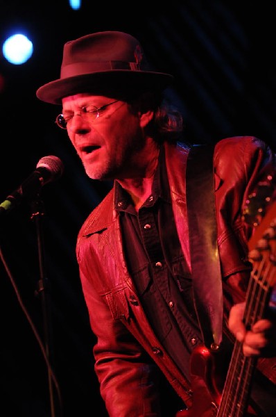 Kelly Willis at the Help Austin Help Haiti Benefit, Austin Music Hall