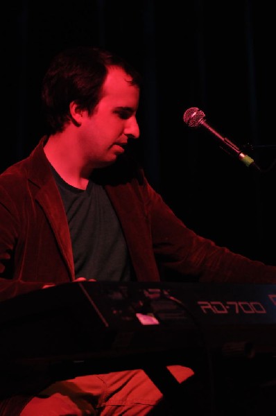 Kelly Willis at the Help Austin Help Haiti Benefit, Austin Music Hall