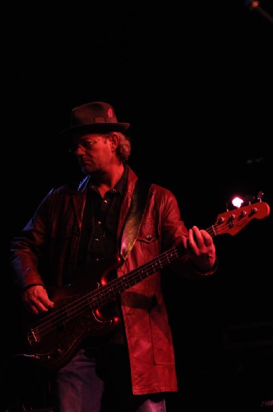 Kelly Willis at the Help Austin Help Haiti Benefit, Austin Music Hall