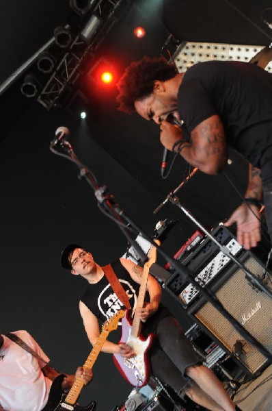 The Knux at Stubb's BarBQ, Austin Texas 06/07/11 - photo by jeff barringer