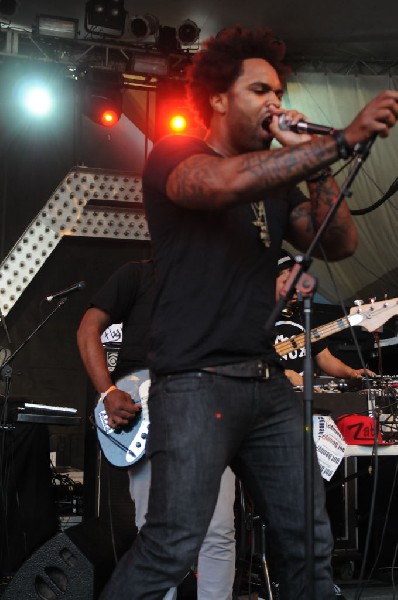 The Knux at Stubb's BarBQ, Austin Texas 06/07/11 - photo by jeff barringer