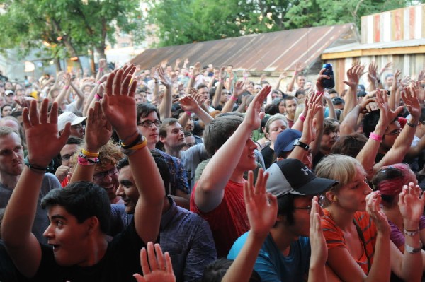 The Knux at Stubb's BarBQ, Austin Texas 06/07/11 - photo by jeff barringer