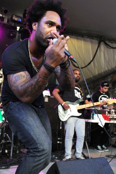 The Knux at Stubb's BarBQ, Austin Texas 06/07/11 - photo by jeff barringer