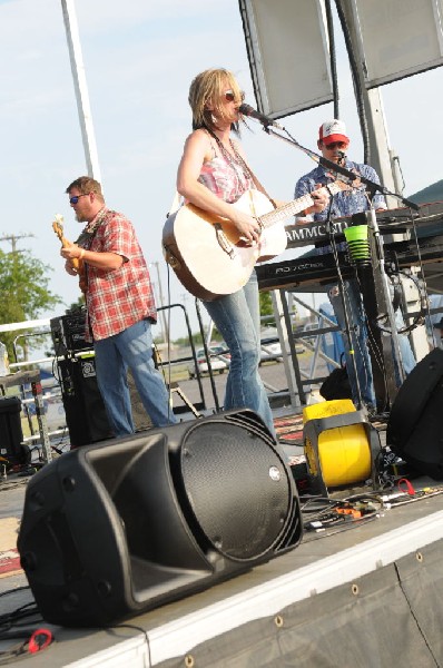 Kristen Kelly at the Hutto 100 Celebration Music Festival, Hutto, Texas 07/