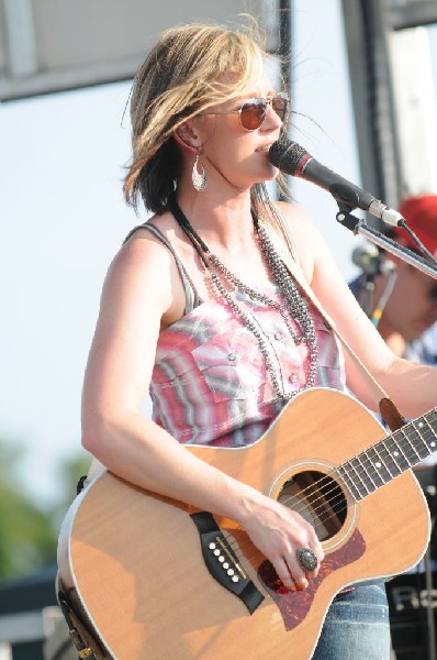 Kristen Kelly at the Hutto 100 Celebration Music Festival, Hutto, Texas 07/