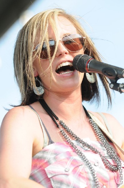 Kristen Kelly at the Hutto 100 Celebration Music Festival, Hutto, Texas 07/