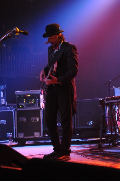 Les Claypool at the Austin Music Hall