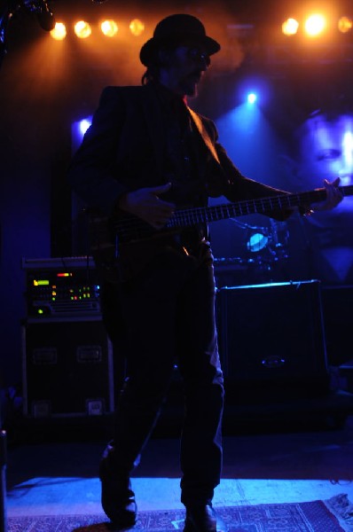 Les Claypool at Stubb's BarBQ, Austin, Texas 04/19/10