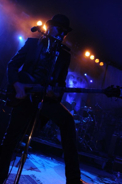 Les Claypool at Stubb's BarBQ, Austin, Texas 04/19/10