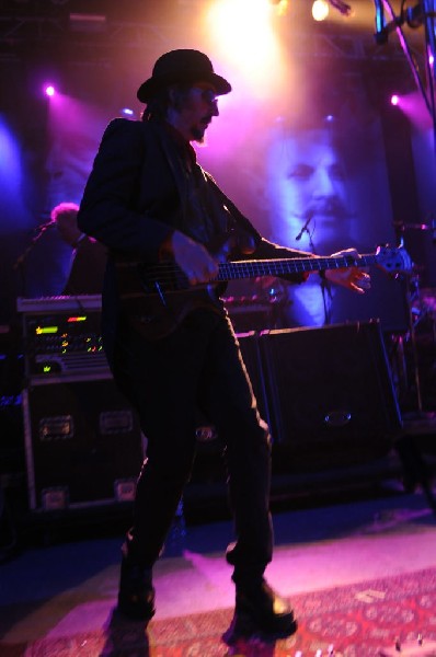 Les Claypool at Stubb's BarBQ, Austin, Texas 04/19/10