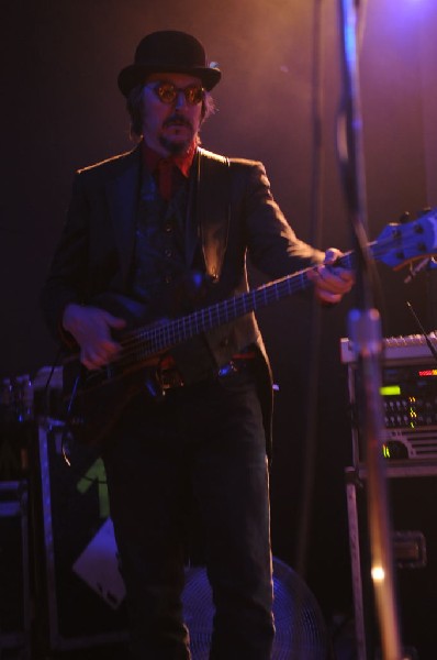 Les Claypool at Stubb's BarBQ, Austin, Texas 04/19/10