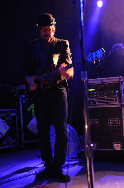 Les Claypool at Stubb's BarBQ, Austin, Texas 04/19/10