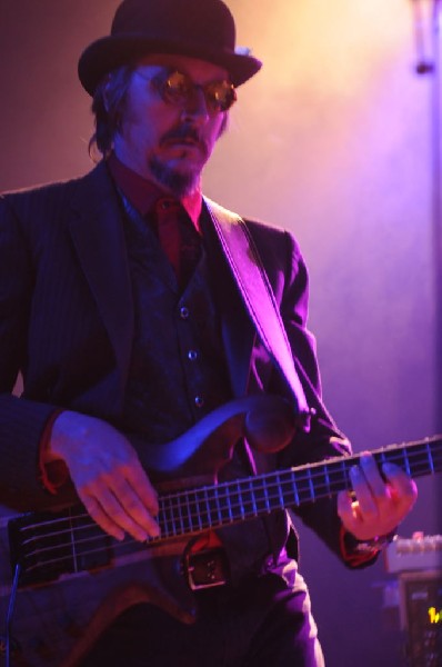 Les Claypool at Stubb's BarBQ, Austin, Texas 04/19/10