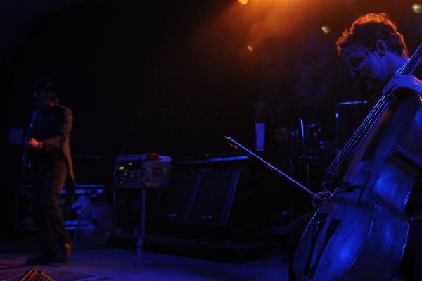 Les Claypool at Stubb's BarBQ, Austin, Texas 04/19/10