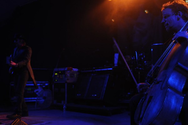 Les Claypool at Stubb's BarBQ, Austin, Texas 04/19/10
