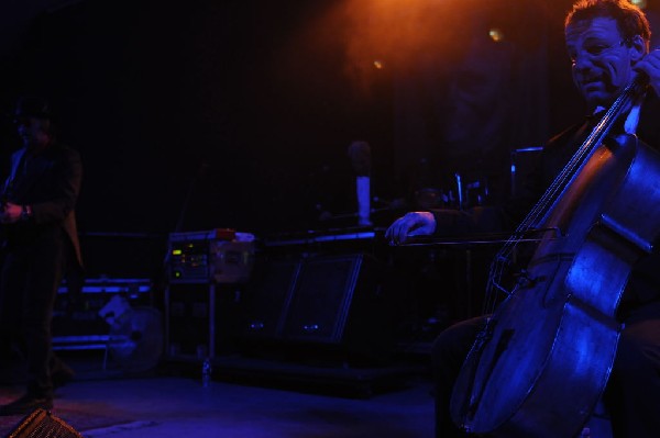 Les Claypool at Stubb's BarBQ, Austin, Texas 04/19/10