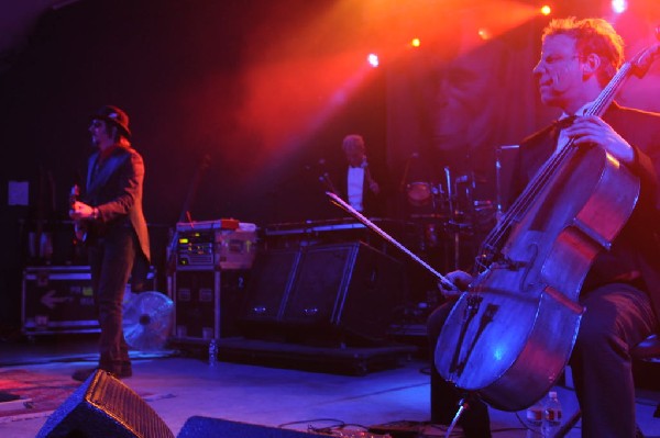 Les Claypool at Stubb's BarBQ, Austin, Texas 04/19/10