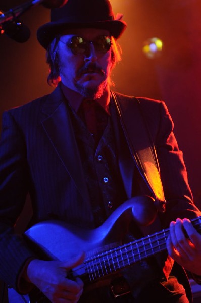 Les Claypool at Stubb's BarBQ, Austin, Texas 04/19/10