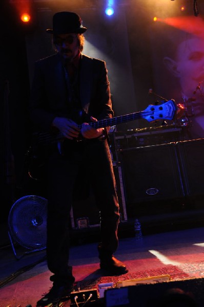Les Claypool at Stubb's BarBQ, Austin, Texas 04/19/10