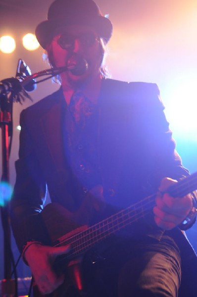 Les Claypool at Stubb's BarBQ, Austin, Texas 04/19/10