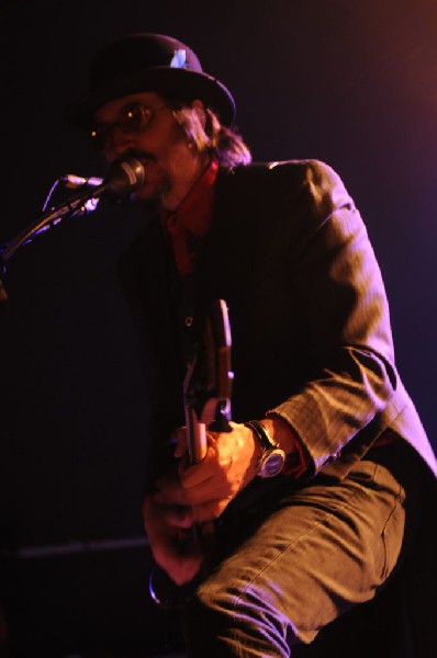Les Claypool at Stubb's BarBQ, Austin, Texas 04/19/10