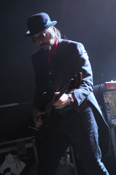 Les Claypool at Stubb's BarBQ, Austin, Texas 04/19/10